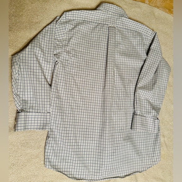 IZOD button down shirt - Picture 4 of 7